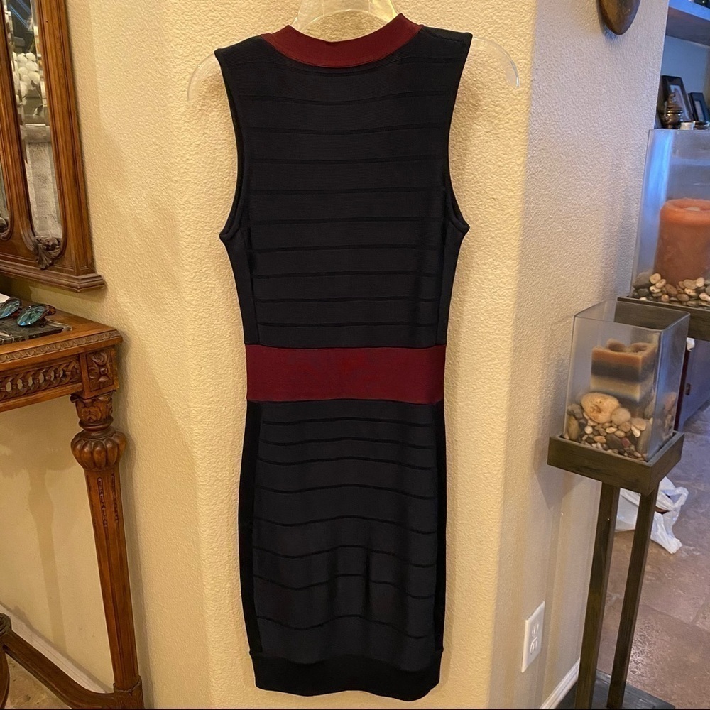 FRENCH CONNECTION Burgundy Navy Bandage Dress-2 - Picture 5 of 7